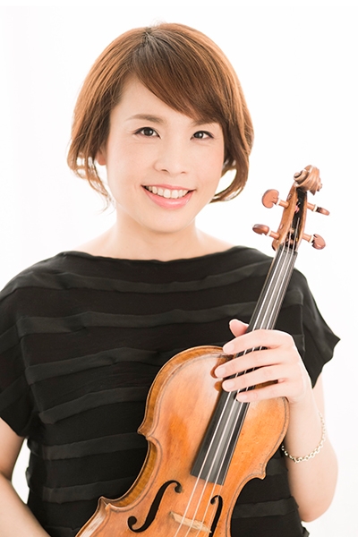 戸上眞里