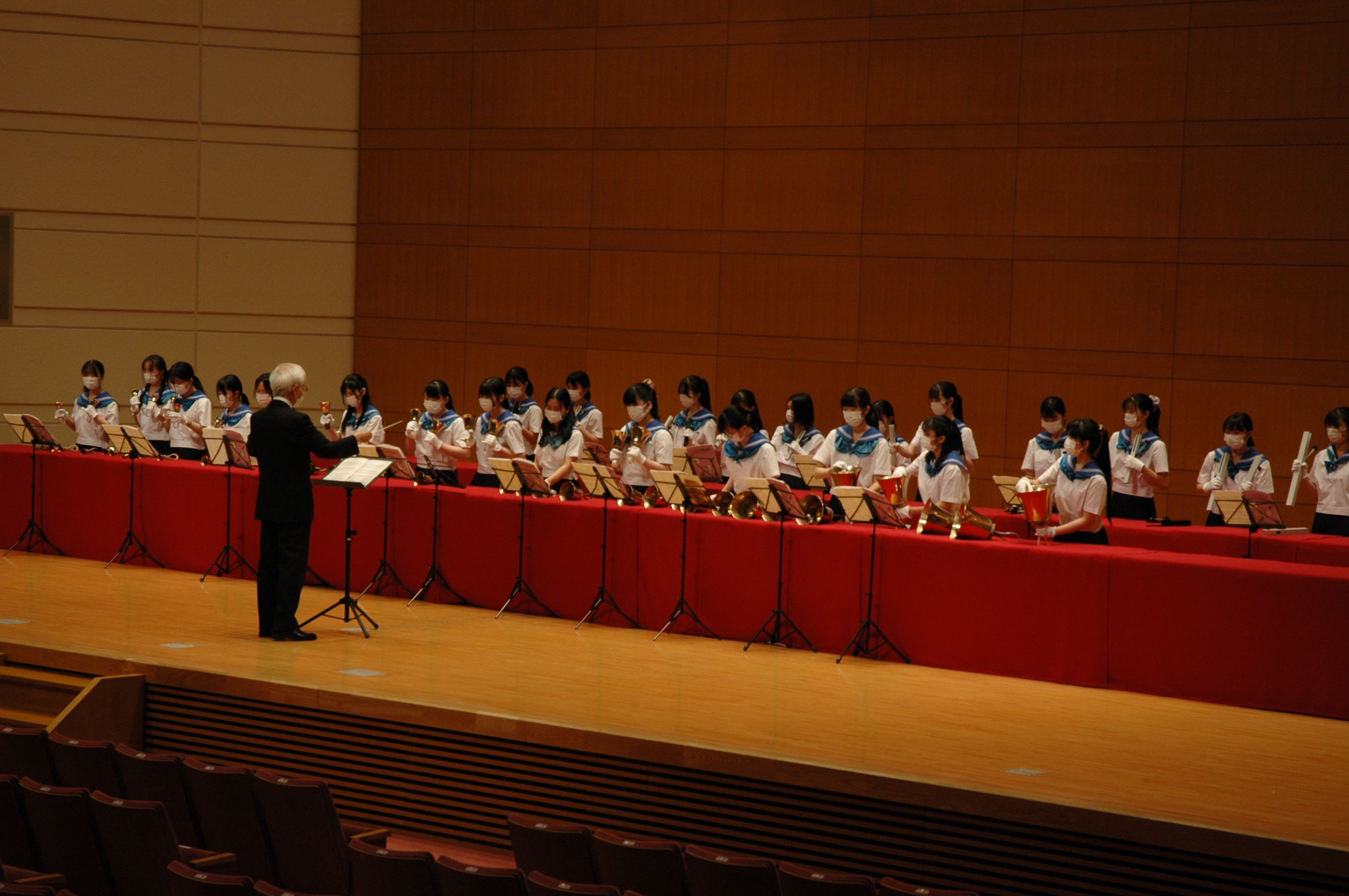 HOKURIKU_GAKUIN_handbell.jpg